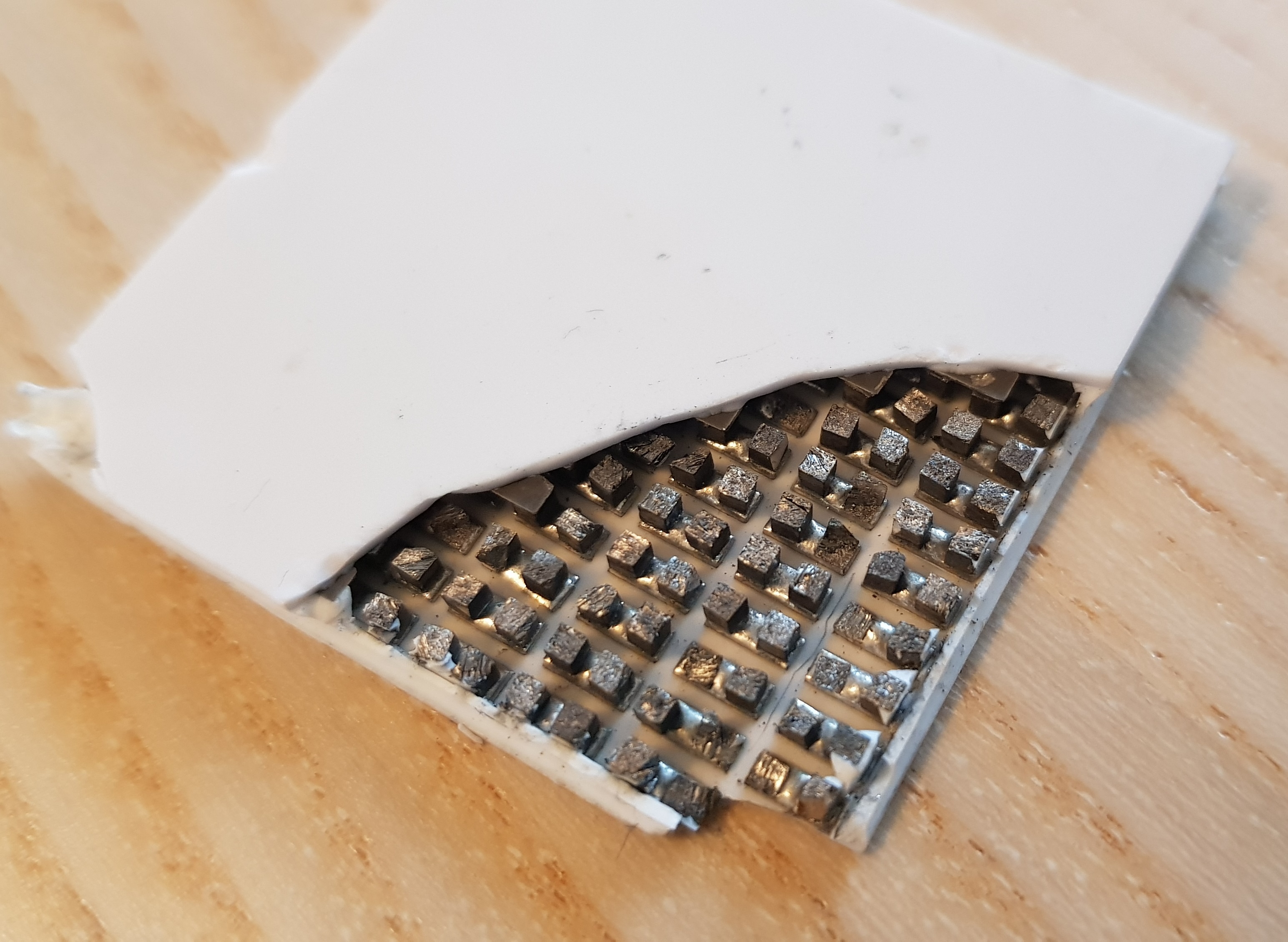 Un module Peltier ouvert